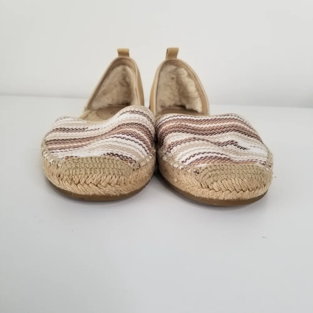 UGG Libbi Striped Serape Espadrille Flats Size 6